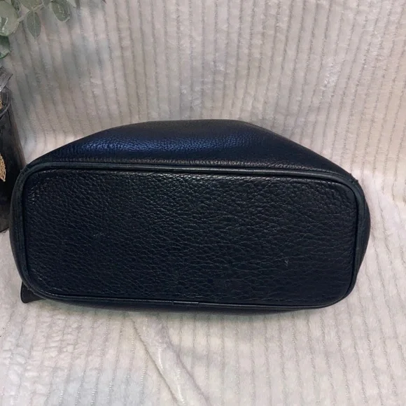 Coach VINTAGE 90’s  Black pebbled  Leather Shoulder Bag No-4924 NO CALLOUTS - Picture 3 of 13